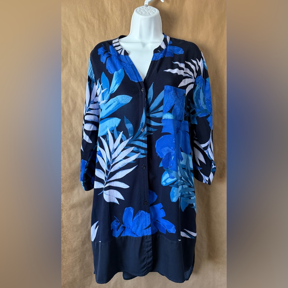 Donna Karan Floral Blue night shirt